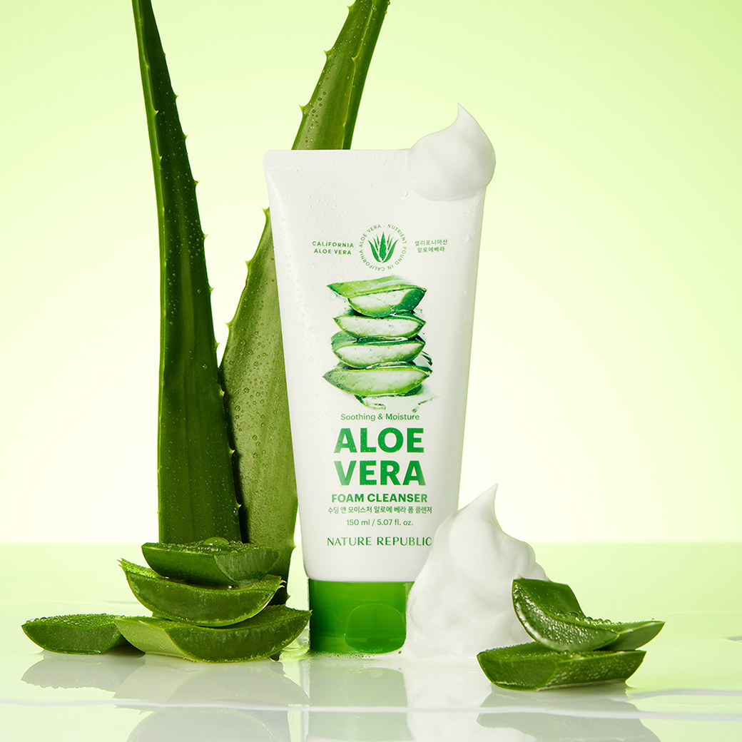 SOOTHING & MOISTURE ALOE VERA FOAM CLEANSER (150ML) โฟมล้างหน้า เพิ่มความชุ่มชื้น